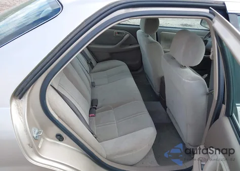 2000 Toyota Camry Ce из США, поврежденный, VIN 4T1BG22KXYU998110